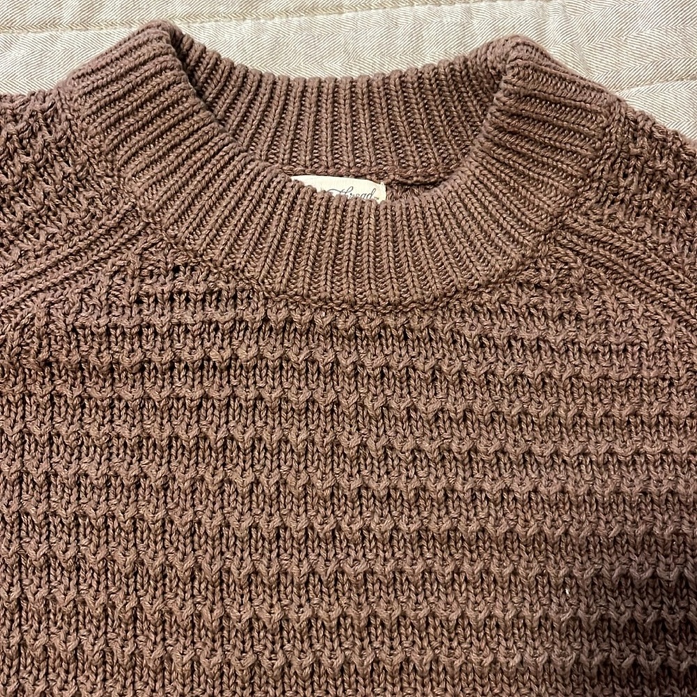 Sweater - Picture 3 of 3